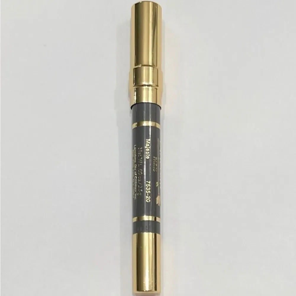 Lancôme Majeste Waterproof Eyeshadow Crayon